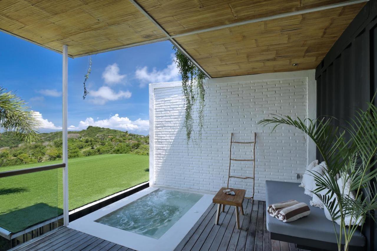 Telescope Resort Lombok Kuta  Eksteriør bilde